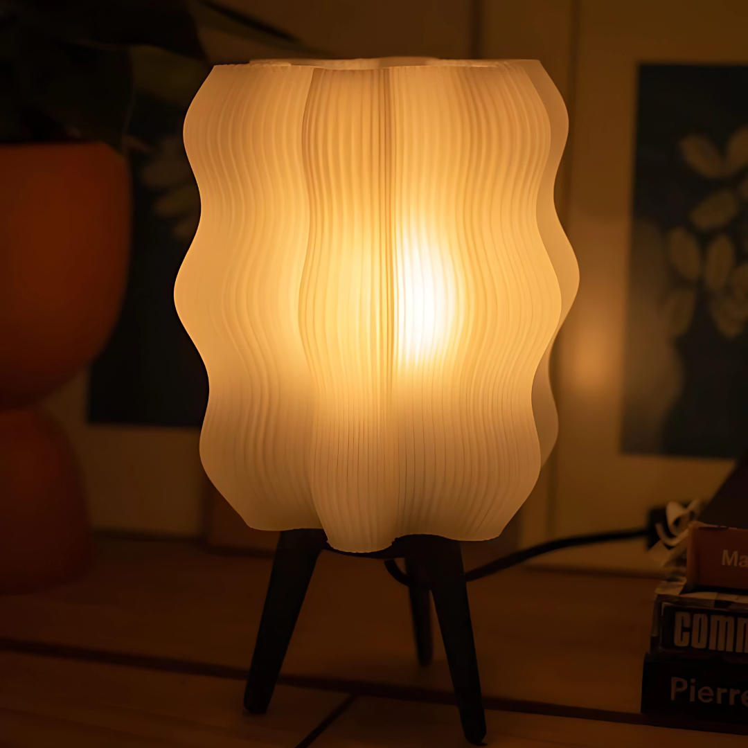 Wavy Retro Amber 3D Printed Lamp – Modern Sculptural Funky Table Lamp, Sustainable Desk & Office Lamp, Unique Home Decor